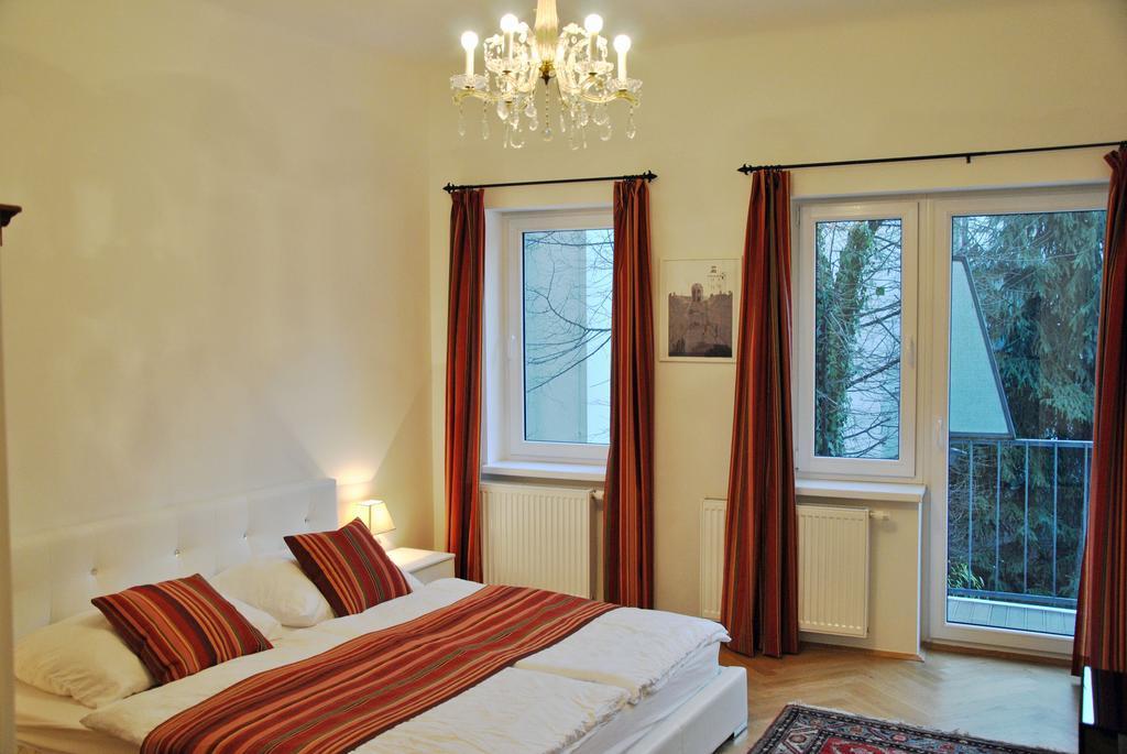 Schoenbrunn Park Apartement Viyana Oda fotoğraf